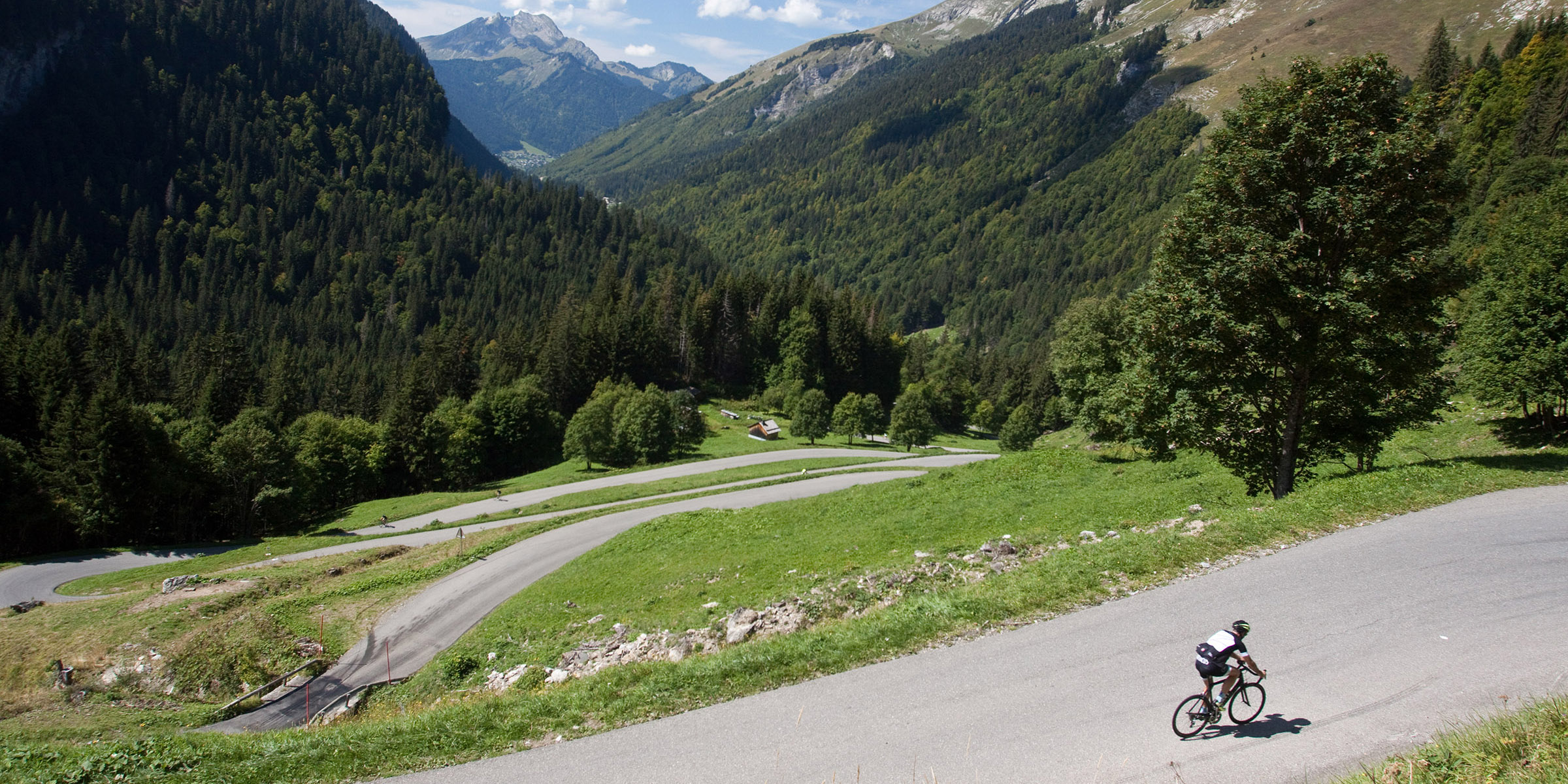 Cycling on Col de la Joux Verte